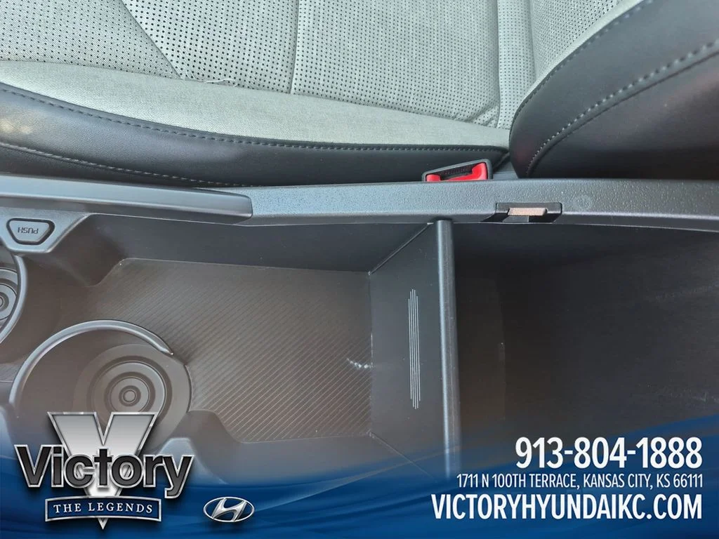 Used 2023 White Kia SX Touring image 26