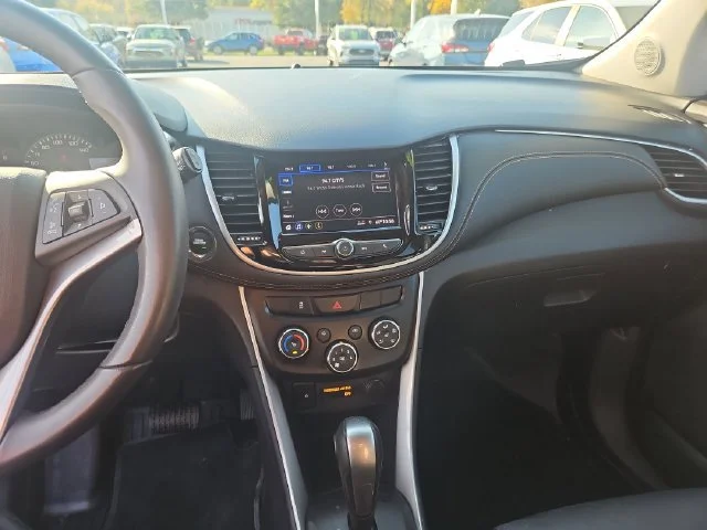 Used 2022 MIDNIGHT BLUE METALLIC Chevrolet LT image 18