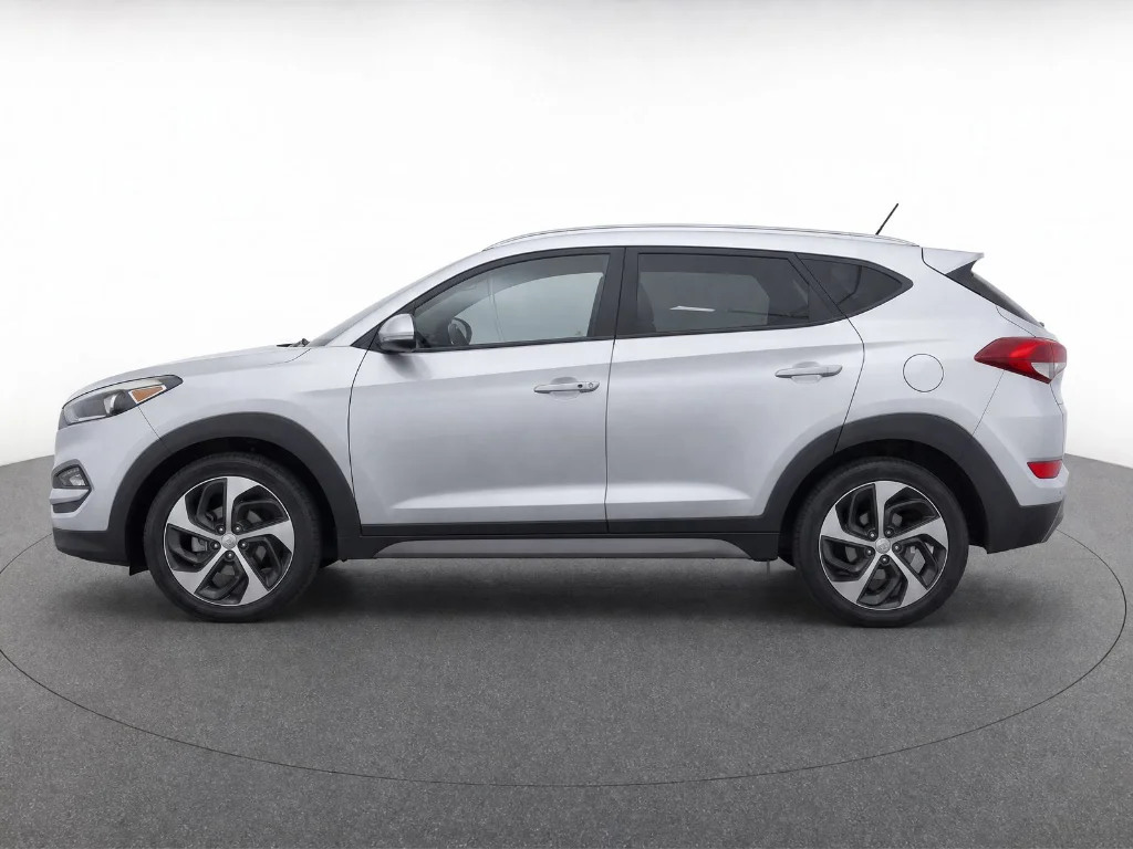 Used 2017 Molten Silver Hyundai Sport image 6