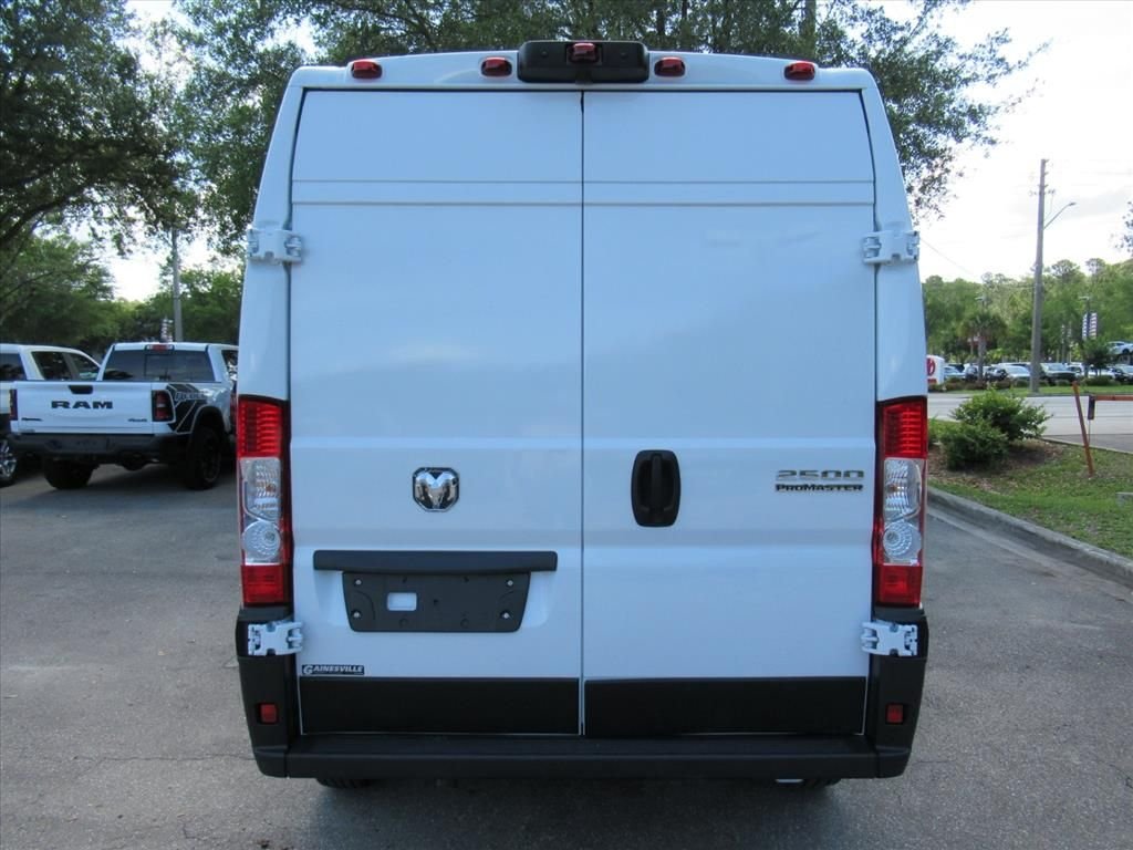 Used 2025 White Ram High Roof image 6