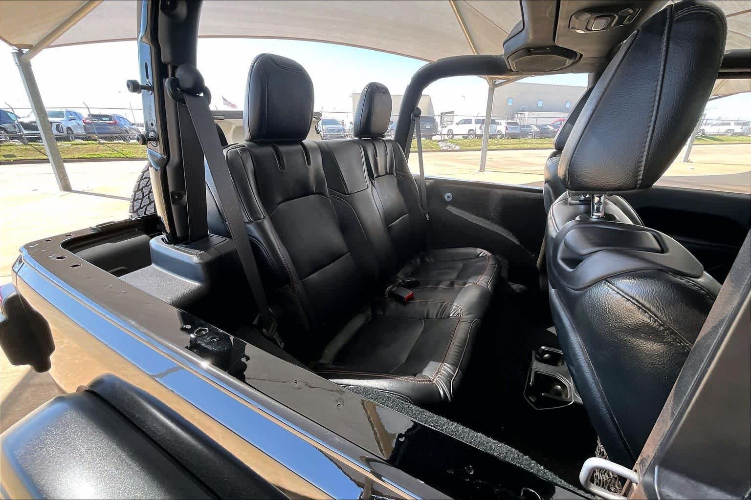 Used 2022 Black Clearcoat Jeep Rubicon image 19