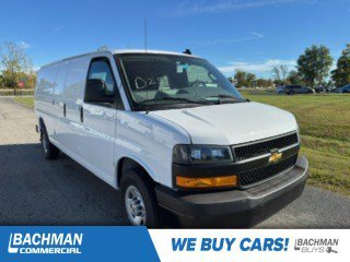 2025 Chevrolet Express 2500 Work Van HD's photo