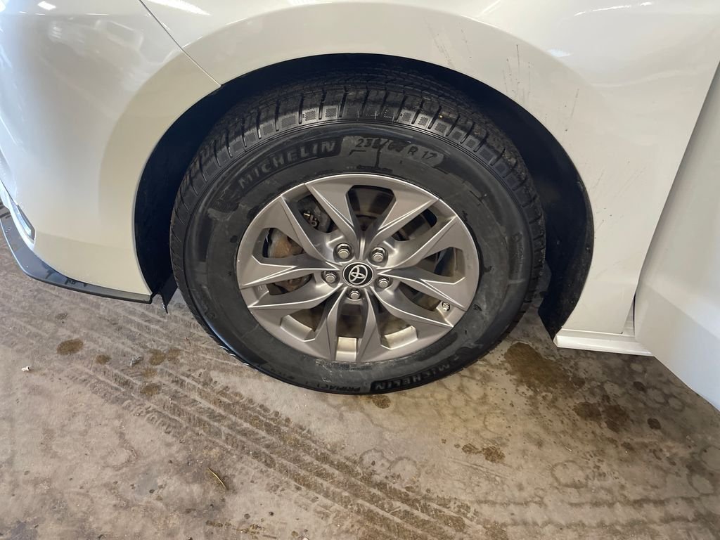 Used 2023 Beige Toyota XLE image 10