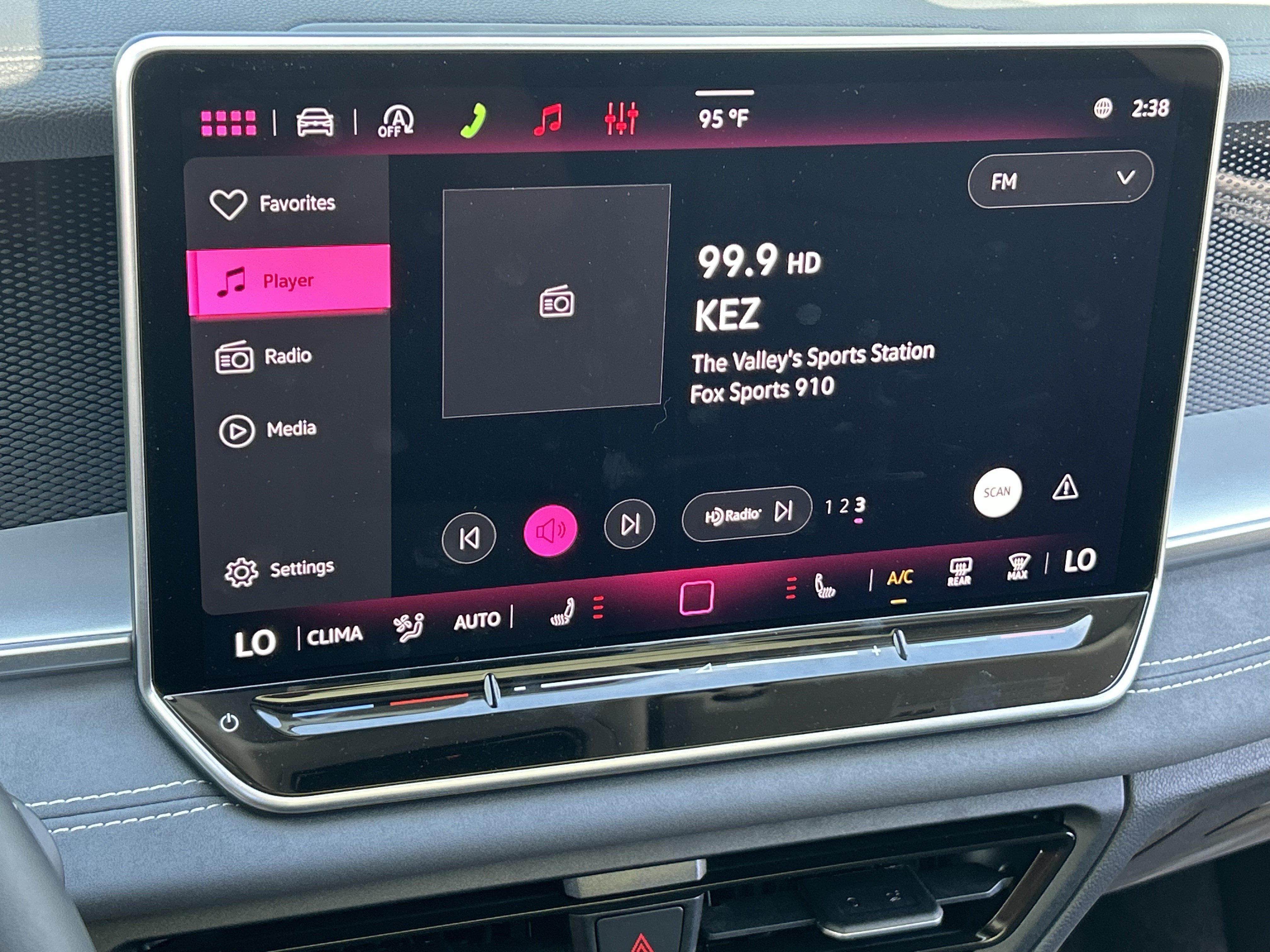 New 2026 Au Volkswagen SE image 18