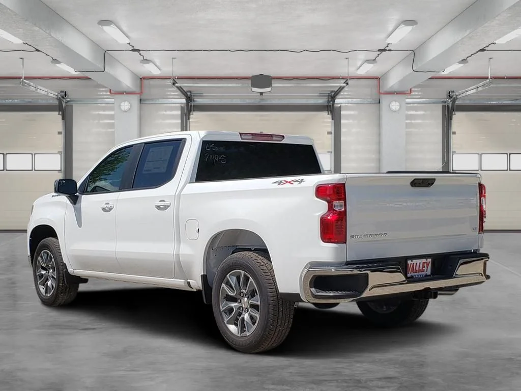 2026 Chevrolet Silverado 1500 LT - Photo 6