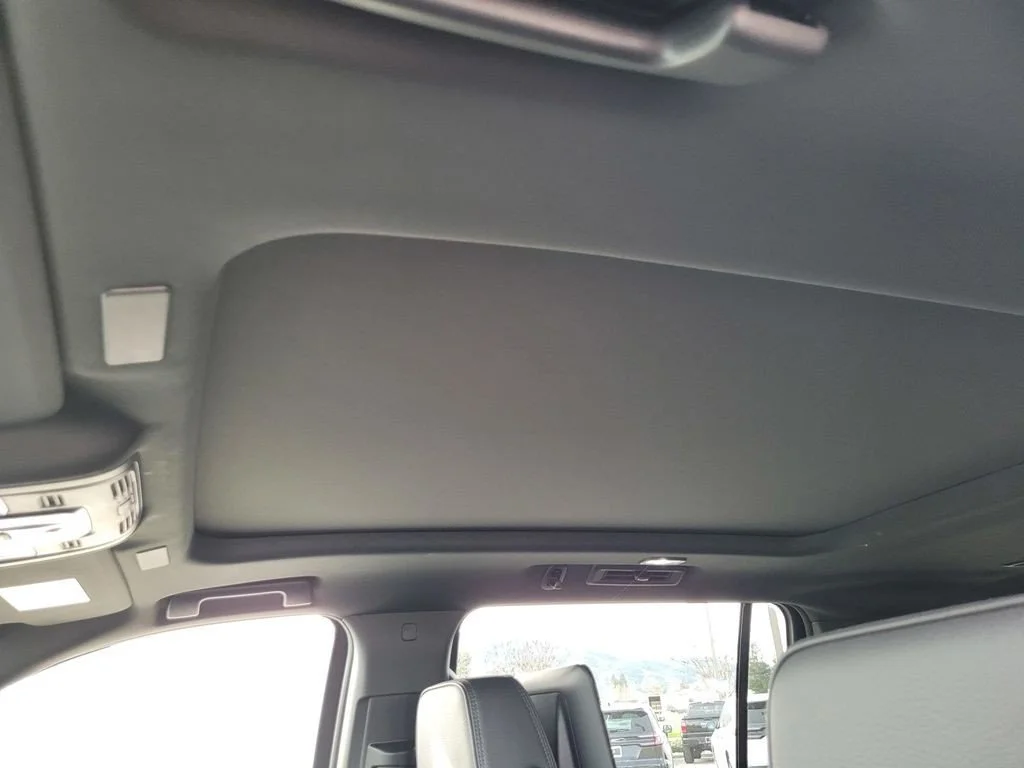 2026 GMC Yukon XL Denali - Photo 14