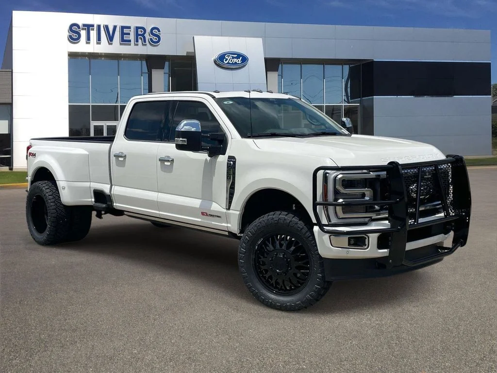 New 2026 White Ford Platinum image 1