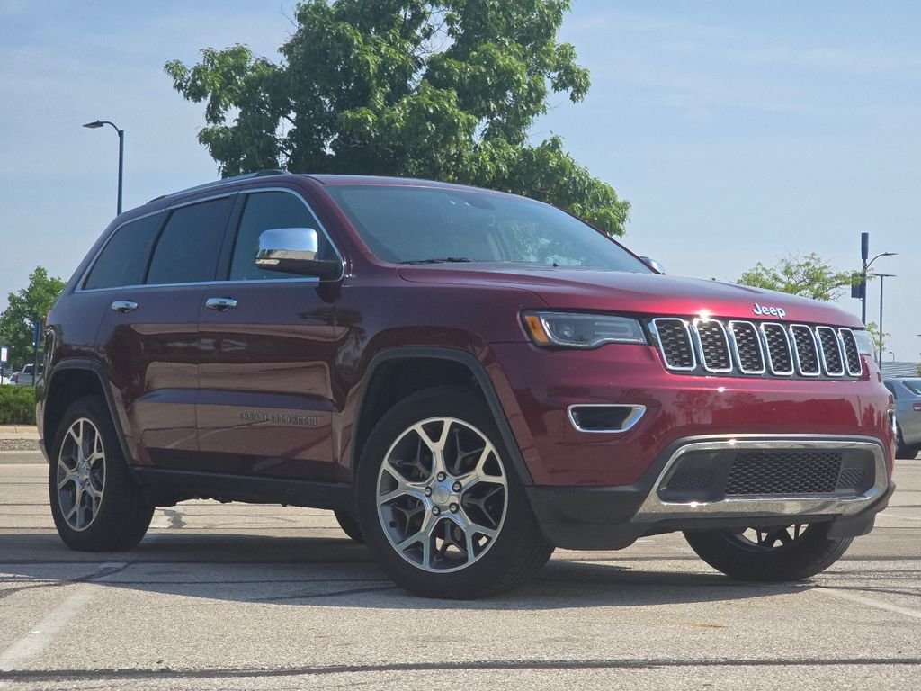 Used 2020 Velvet Jeep Limited image 2