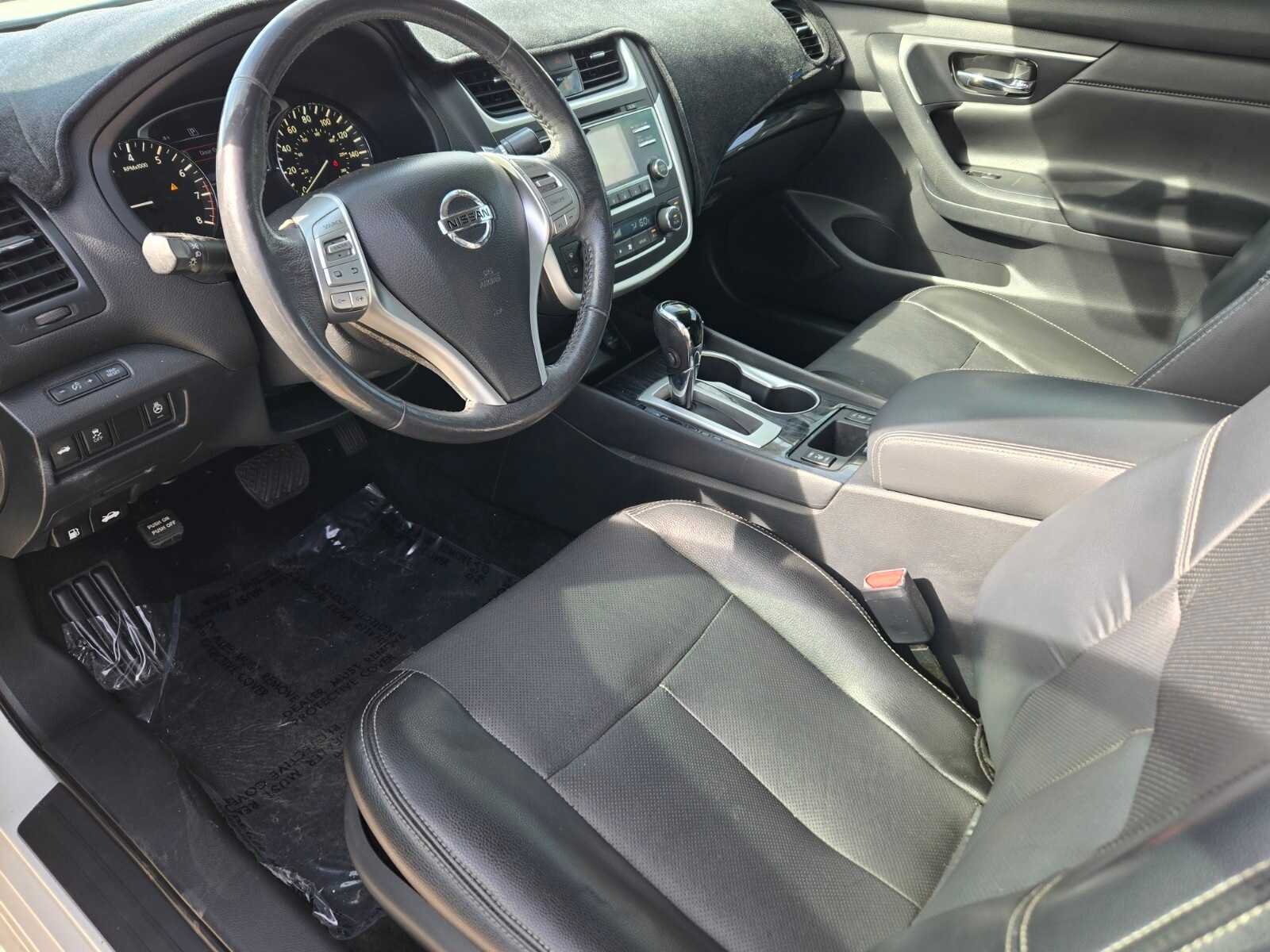 Used 2017 Nissan Altima SL with VIN 1N4AL3AP0HC178094 for sale in Avondale, AZ