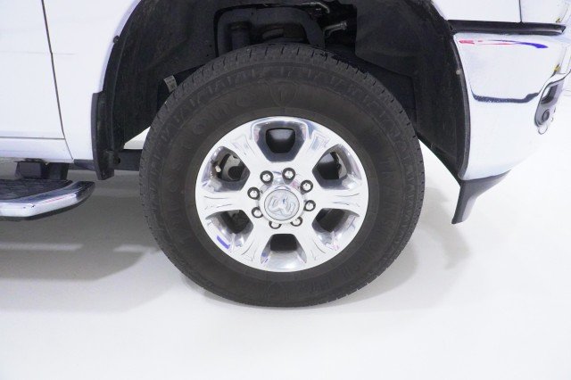 Used 2025  Ram Lone Star image 3