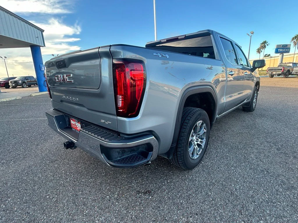 Used 2025 Silver GMC SLT image 6
