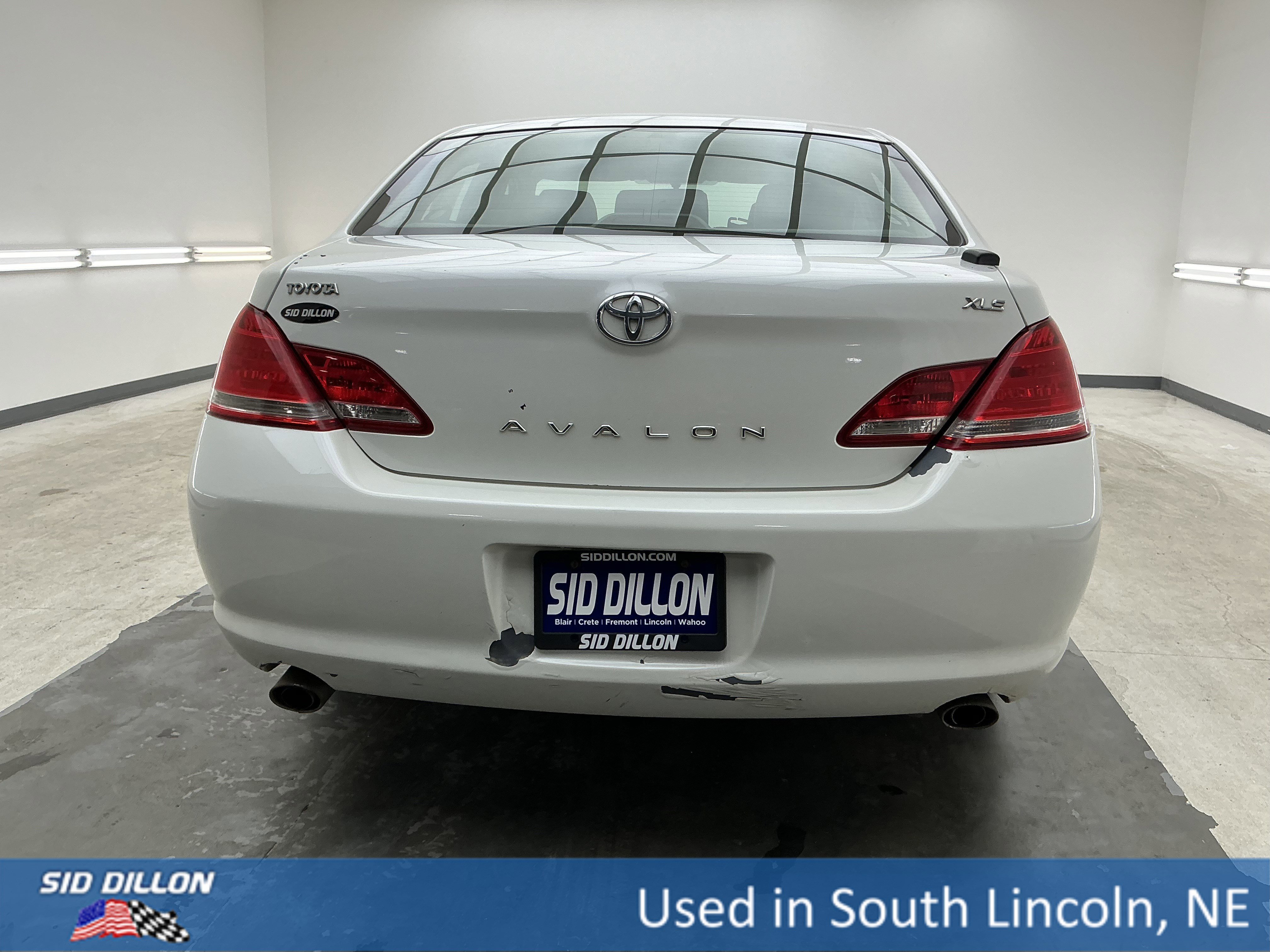 Used 2005 Blizzard Pearl Toyota XLS image 5