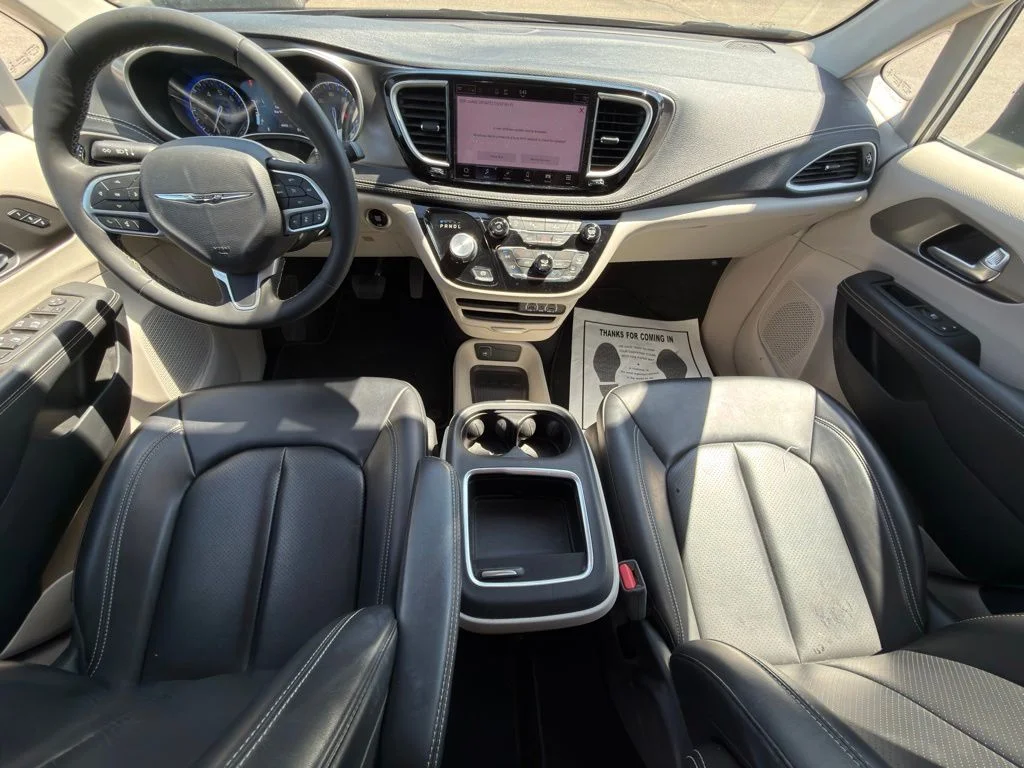 Certified Used 2023 Silver Chrysler Touring L image 9