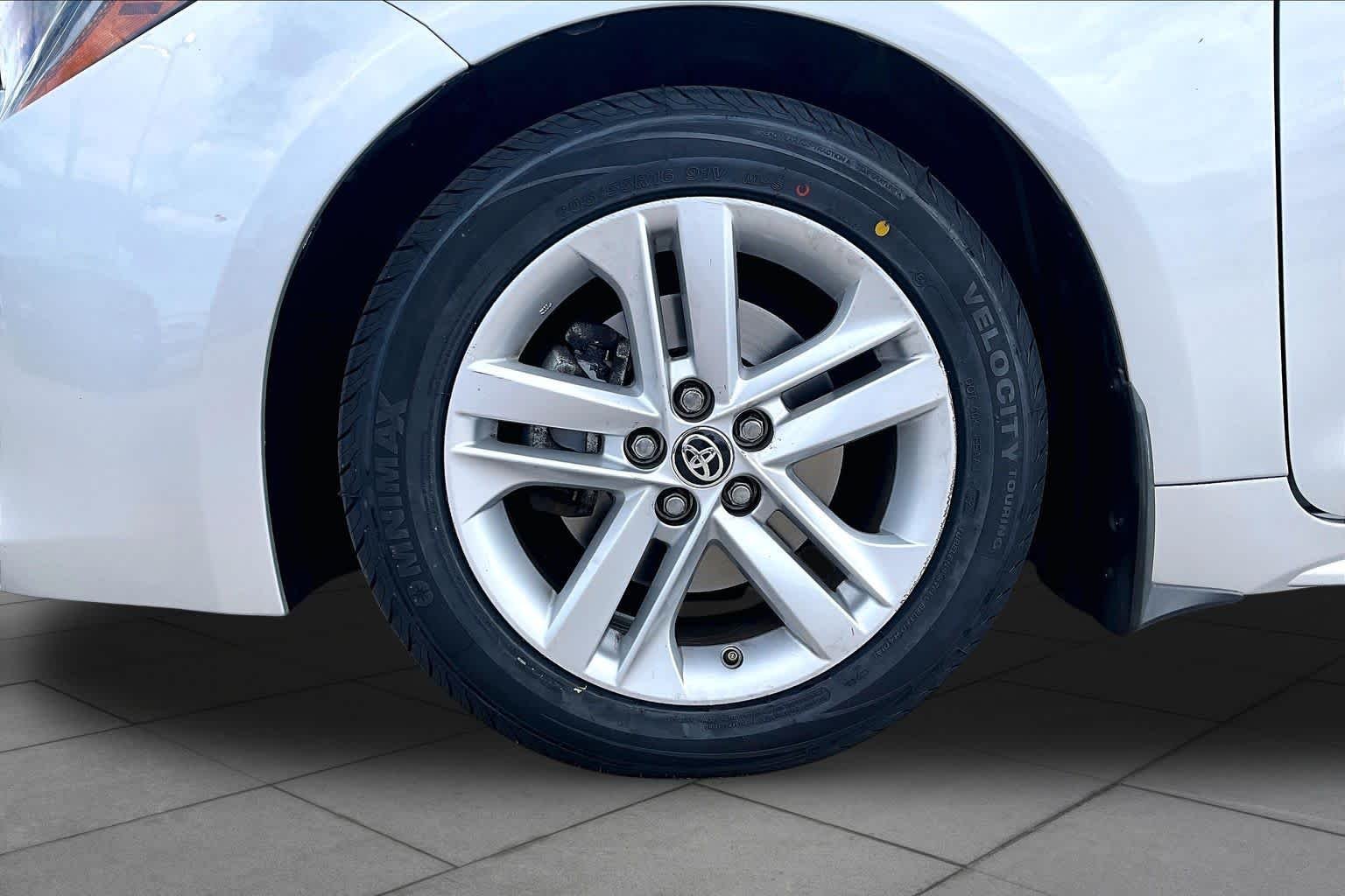 Used 2022 Classic Silver Metallic Toyota SE image 11