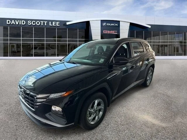 Used 2023 Phantom Black Hyundai SEL image 6