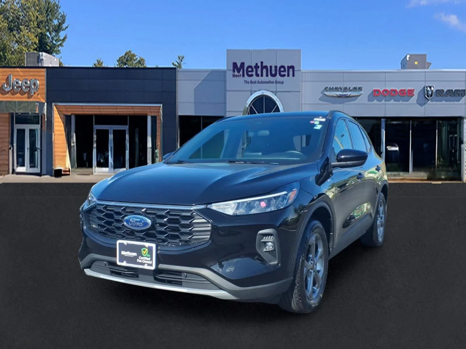 Used 2025 Agate Black Ford ST-Line Select image 3