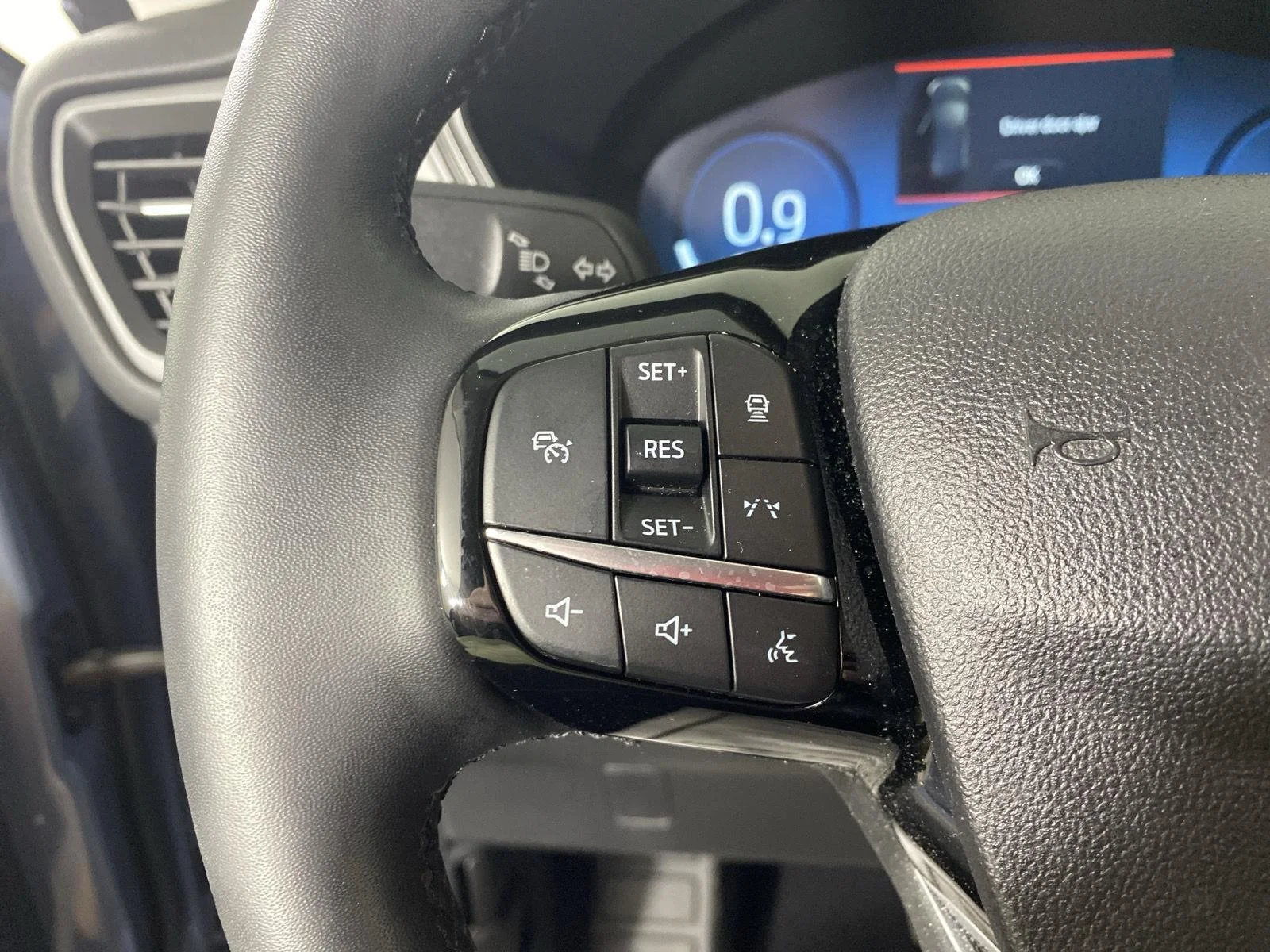 Used 2023 Vapor Blue Ford Active image 16