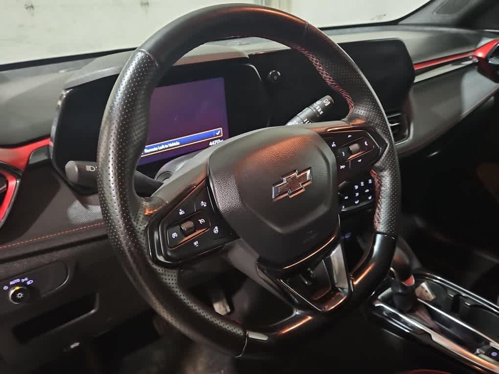 Used 2024 Summit White Chevrolet RS image 10