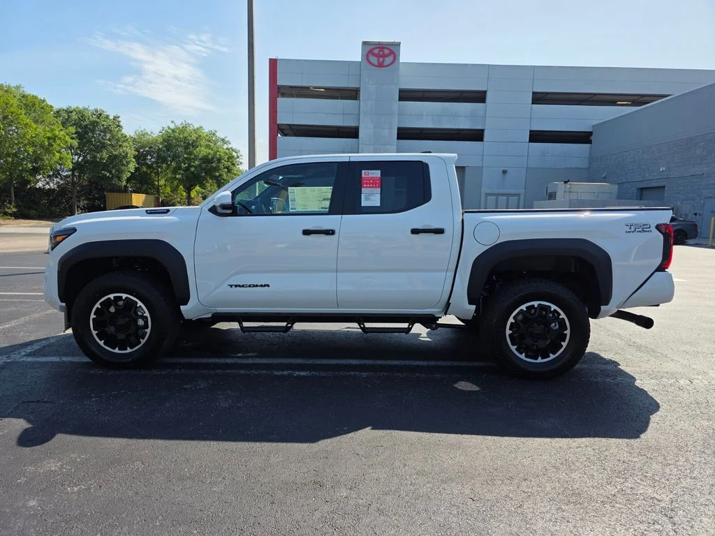 2026 Toyota Tacoma TRD Off Road - Photo 8