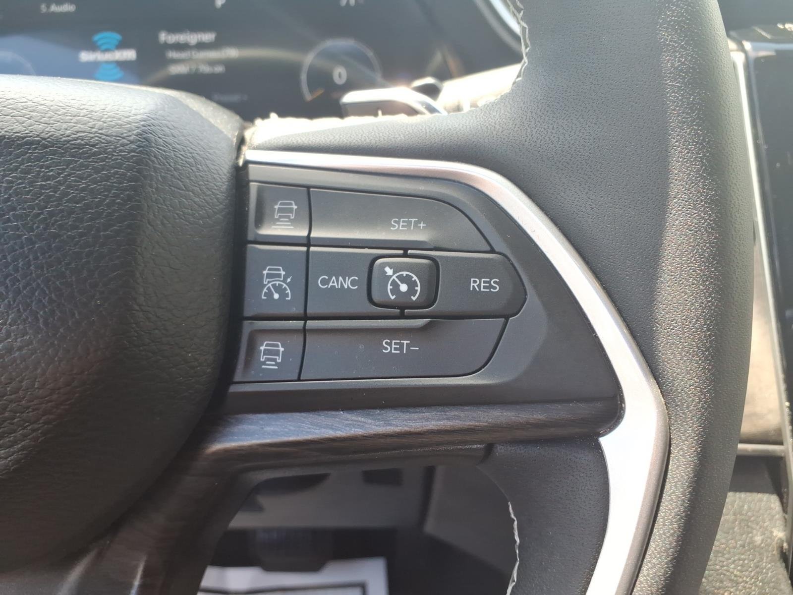 Used 2023 Blue Jeep Limited image 29