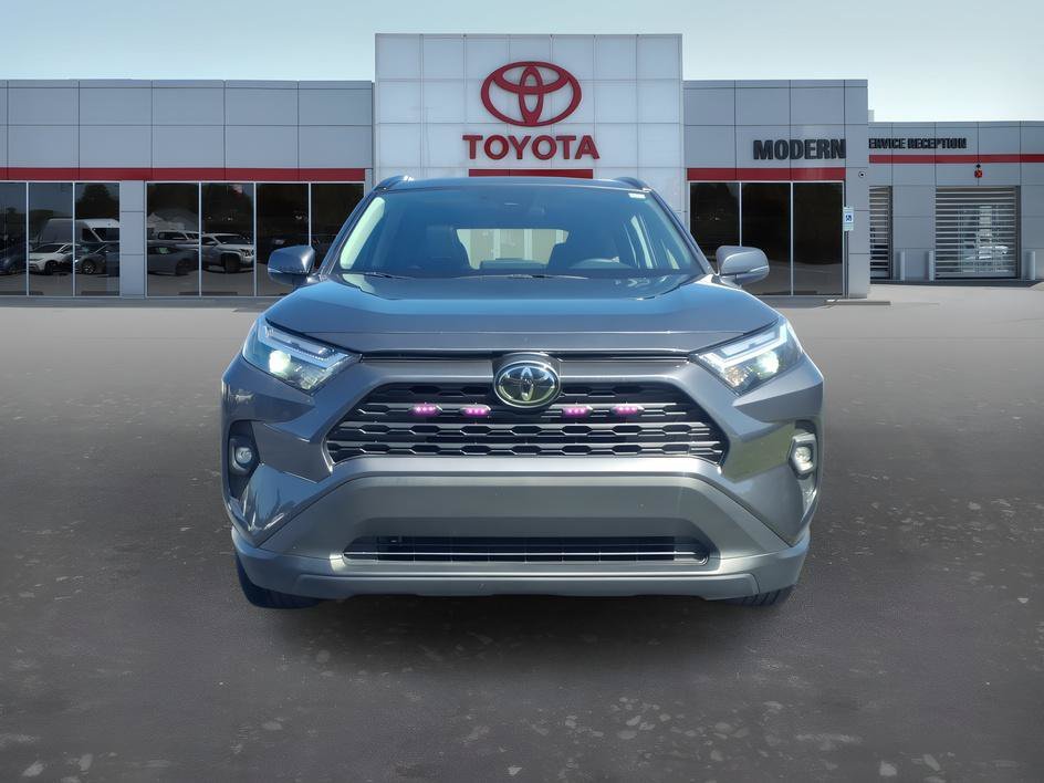Used 2024 Magnetic Gray Metallic Toyota XLE Premium image 8