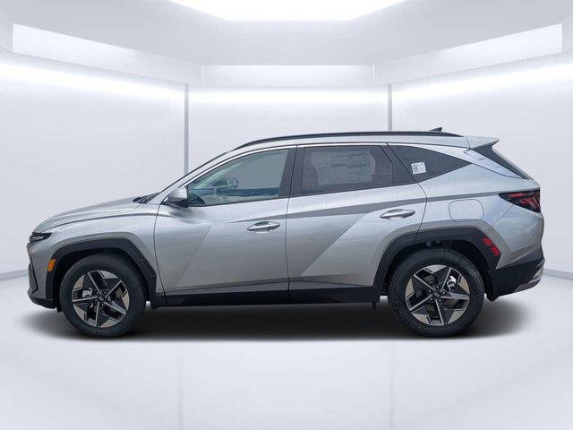 New 2026 Silver Hyundai SEL FWD image 6
