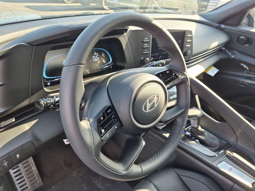 New 2026 Gray Hyundai SEL Sport Plus image 18