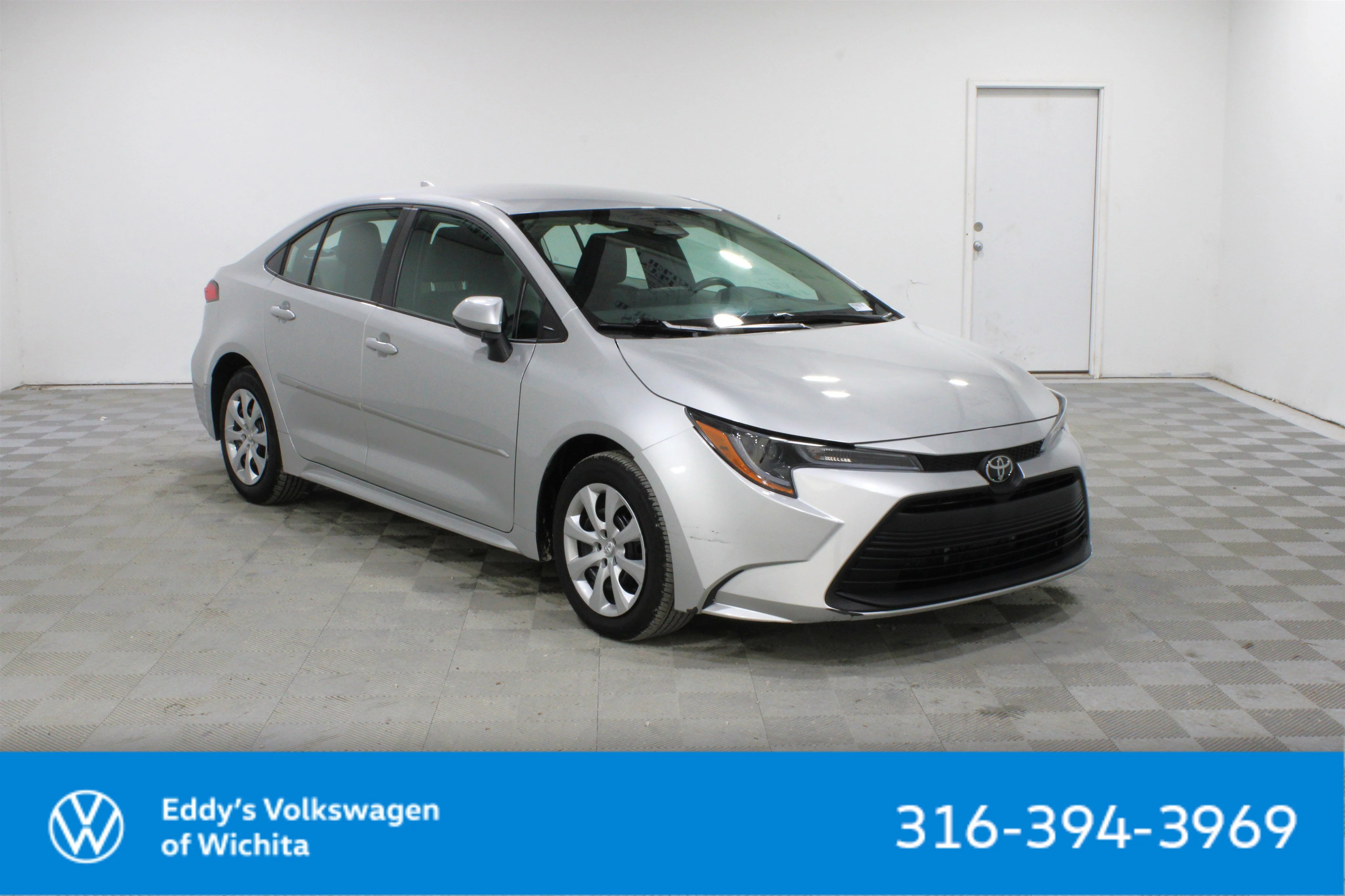 2025 Toyota Corolla LE CVT's photo