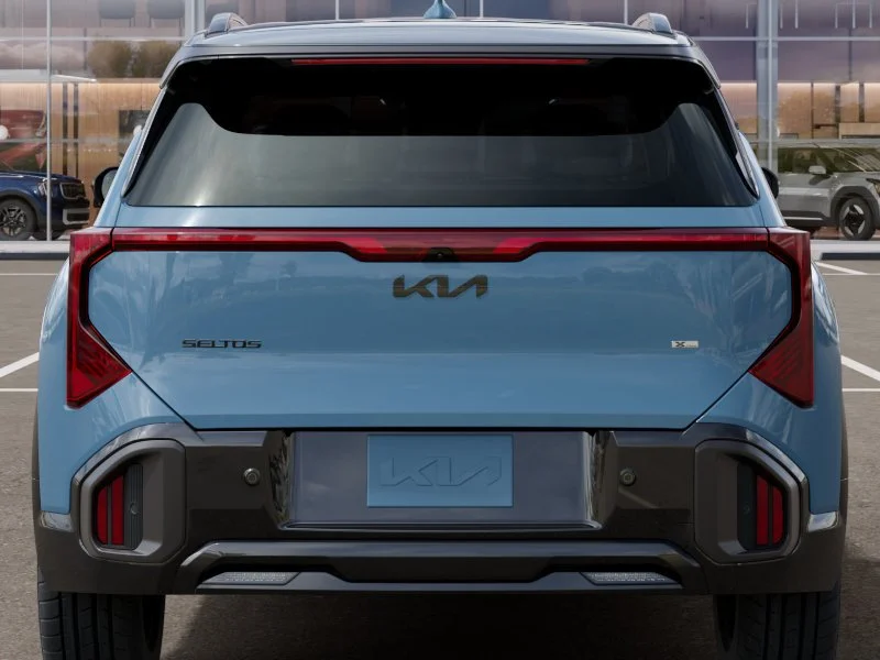 New 2027 Frost Blue / Black Roof Kia X-Line S image 13