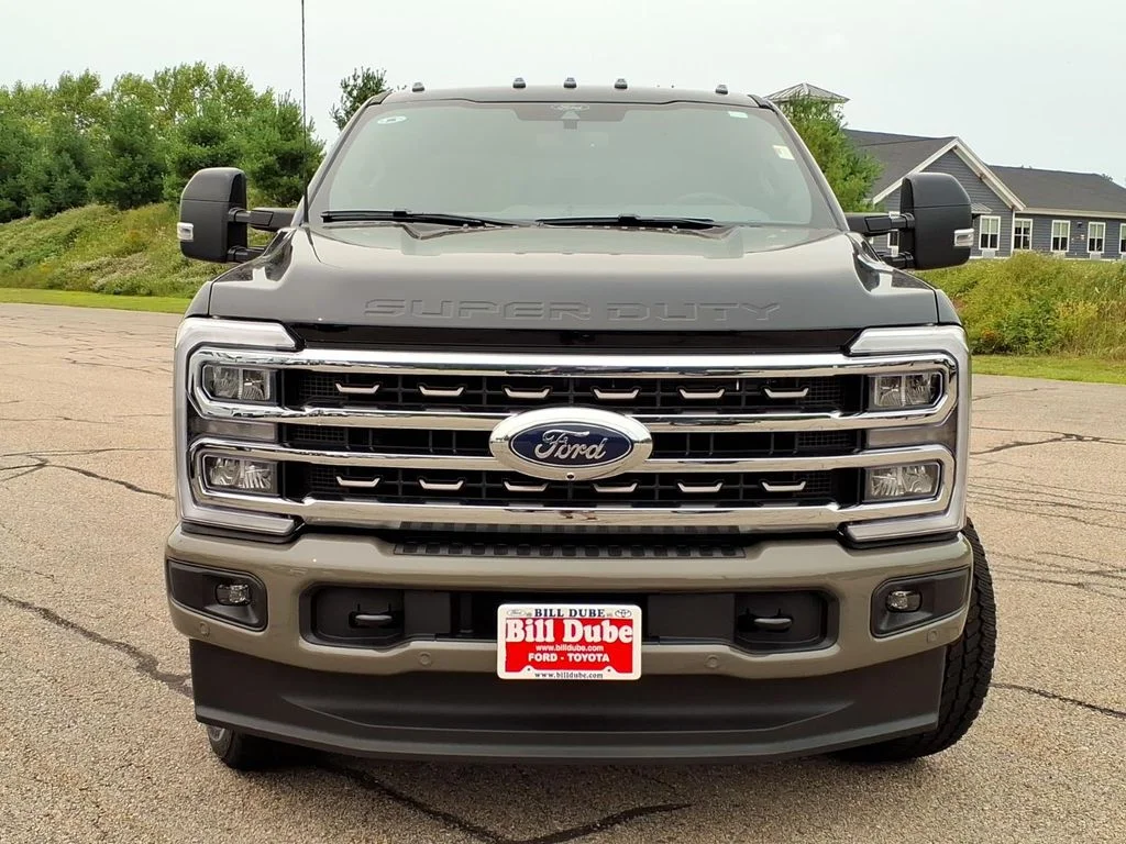 New 2026 Agate Black Metallic Ford King Ranch image 2