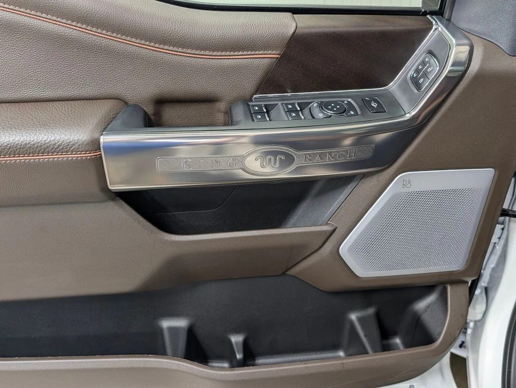 New 2026 Star White Metallic Tri-Coat Ford F-250® King Ranch® image 16