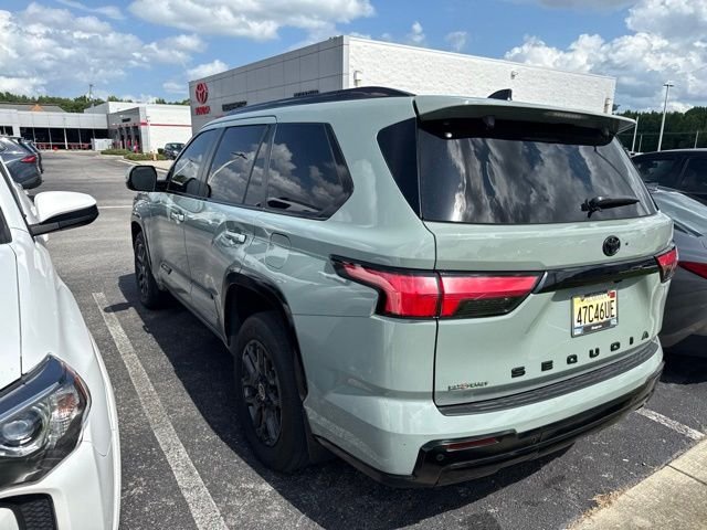 Used 2024  Toyota Platinum image 10