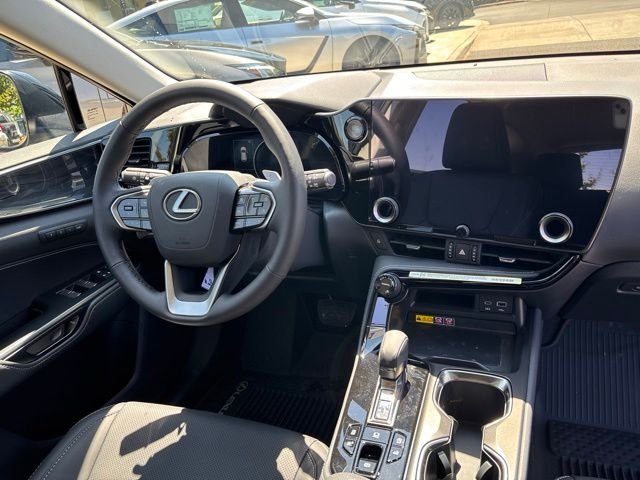 2026 Lexus NX 350 Premium - Photo 11
