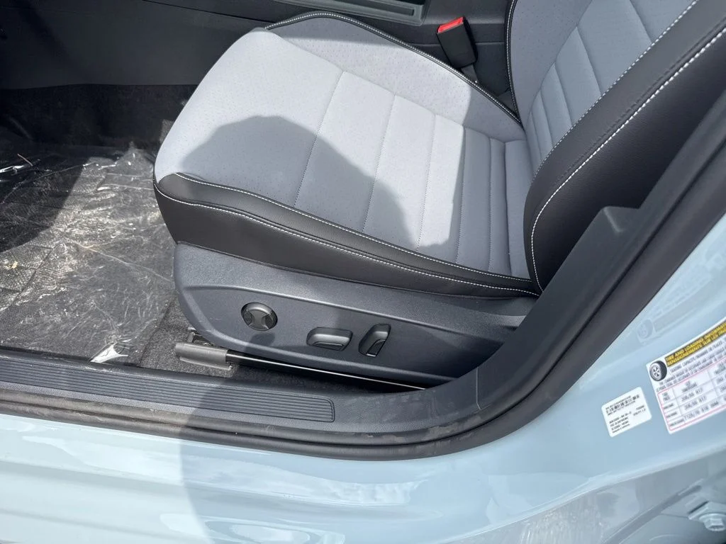 New 2026 Gray Volkswagen 1.5T SE image 18