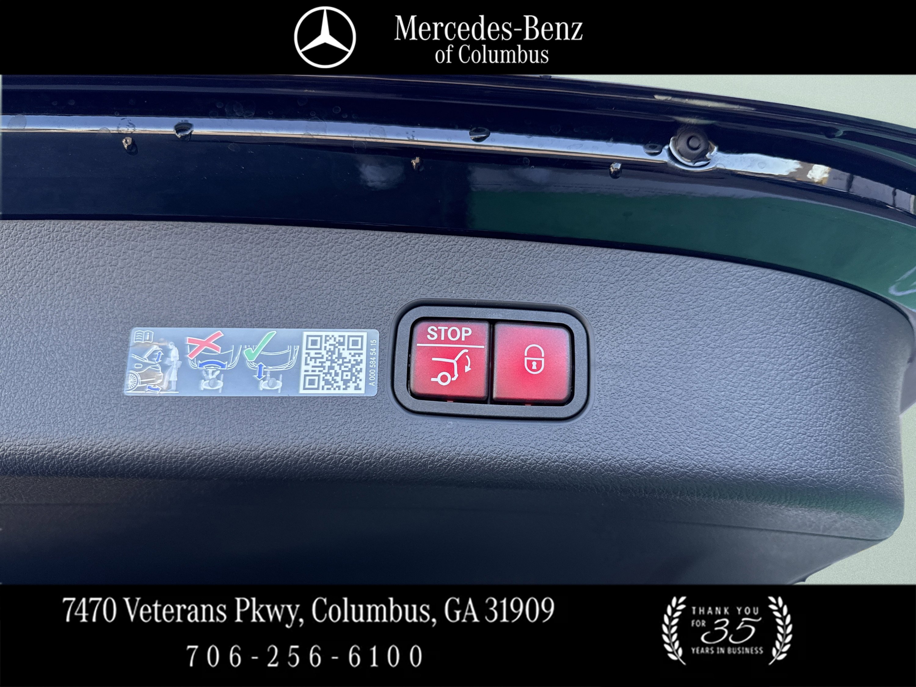 Certified Used 2026 Black Mercedes-Benz GLC 300 image 17