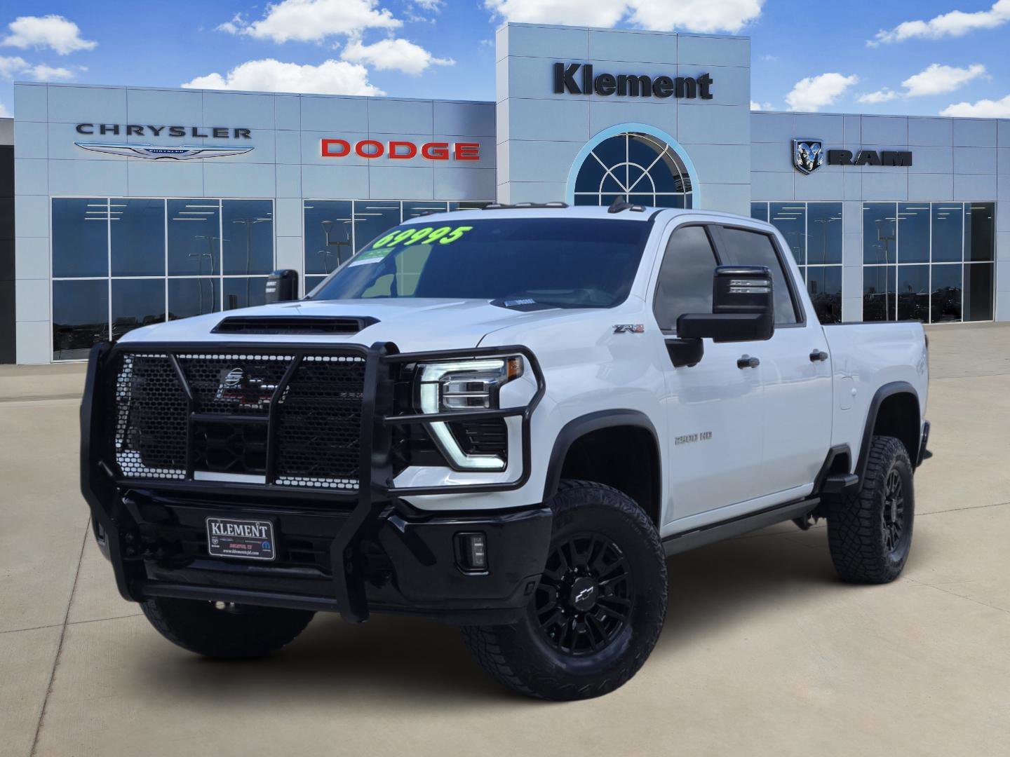 2024 Chevrolet Silverado HD ZR2 4WD Crew Cab Standard Box's photo