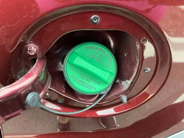 Used 2010 Royal Red Metallic Ford Lariat image 6