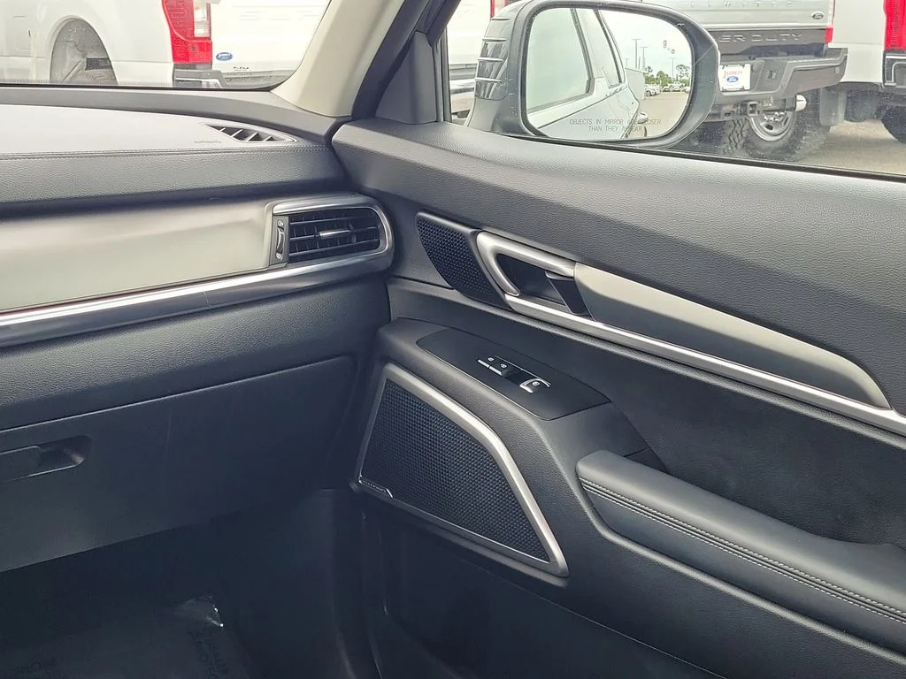 Certified Used 2022 Gray Kia S image 24