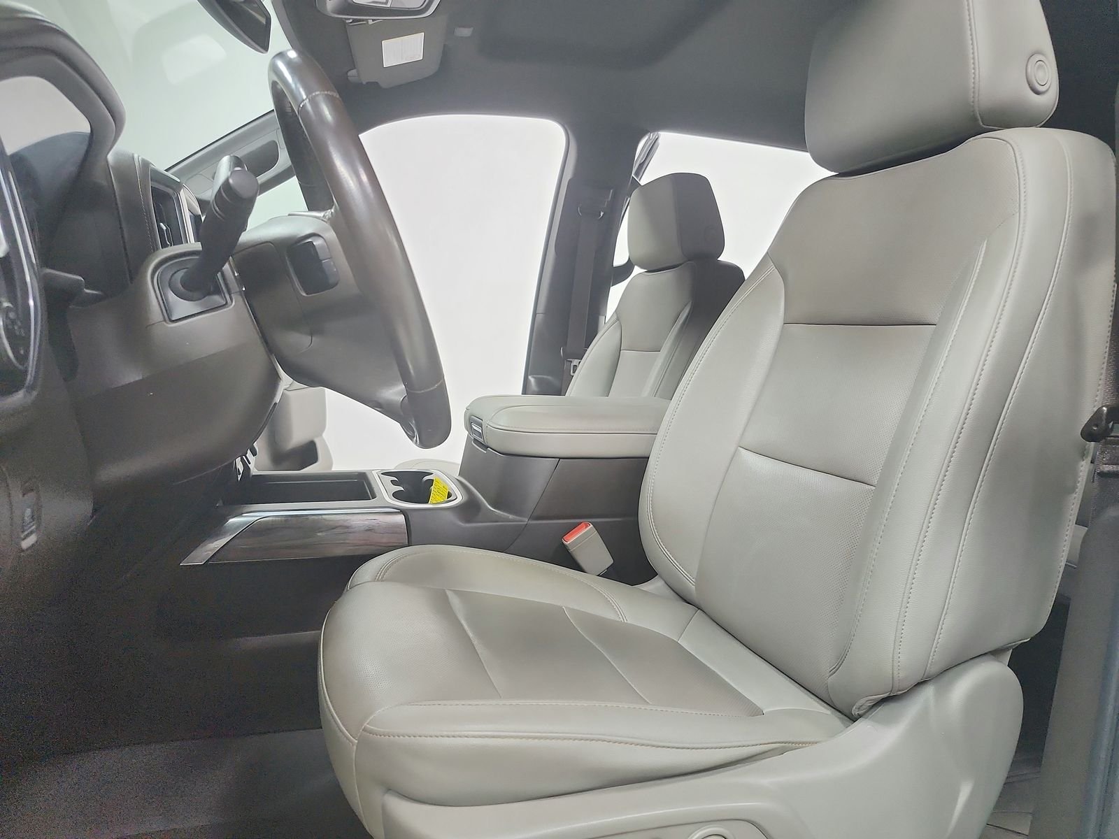 Used 2023 Summit White Chevrolet LTZ image 19