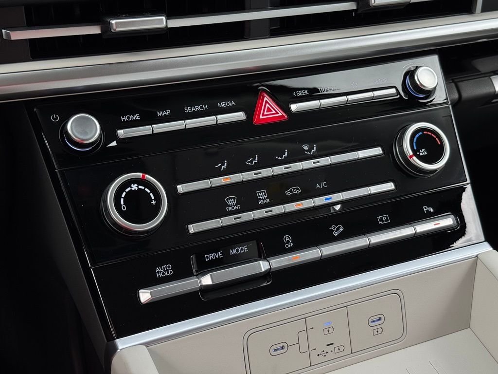 2026 Hyundai Santa Fe SE - Photo 28