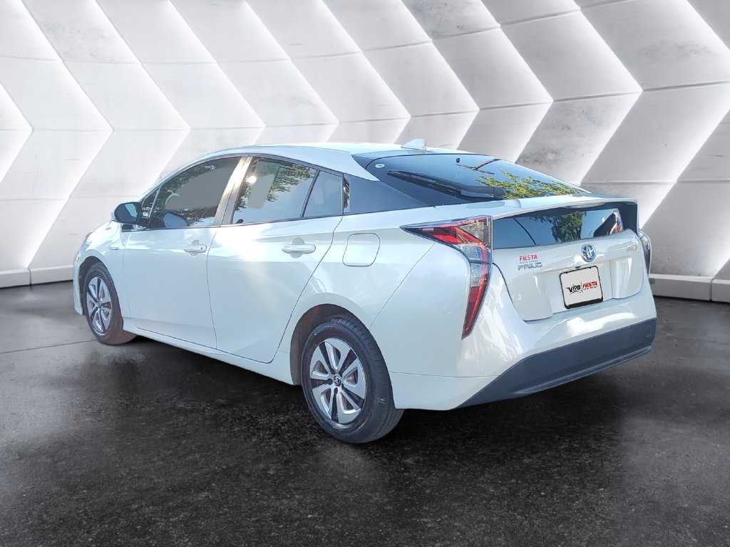 Used 2016 White Toyota Four image 6