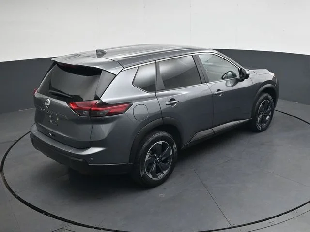 Used 2025 Gray Nissan SV image 24