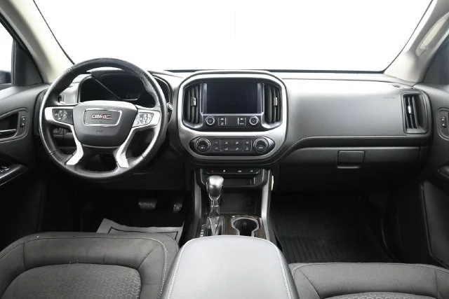 Used 2022 SUMMIT WHITE GMC 2WD Elevation image 19