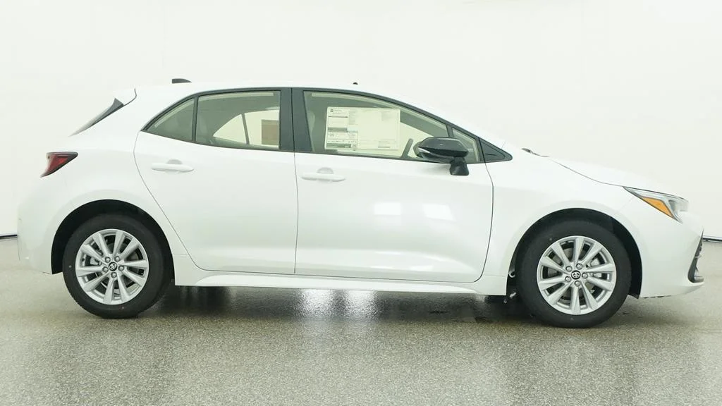 New 2027 Wind Chill Pearl Toyota SE image 13