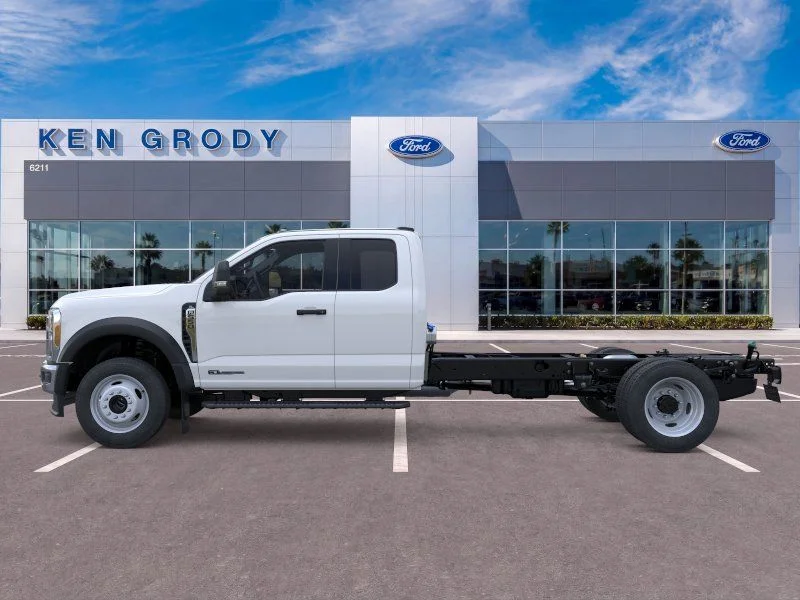 New 2026 White Ford XL image 4