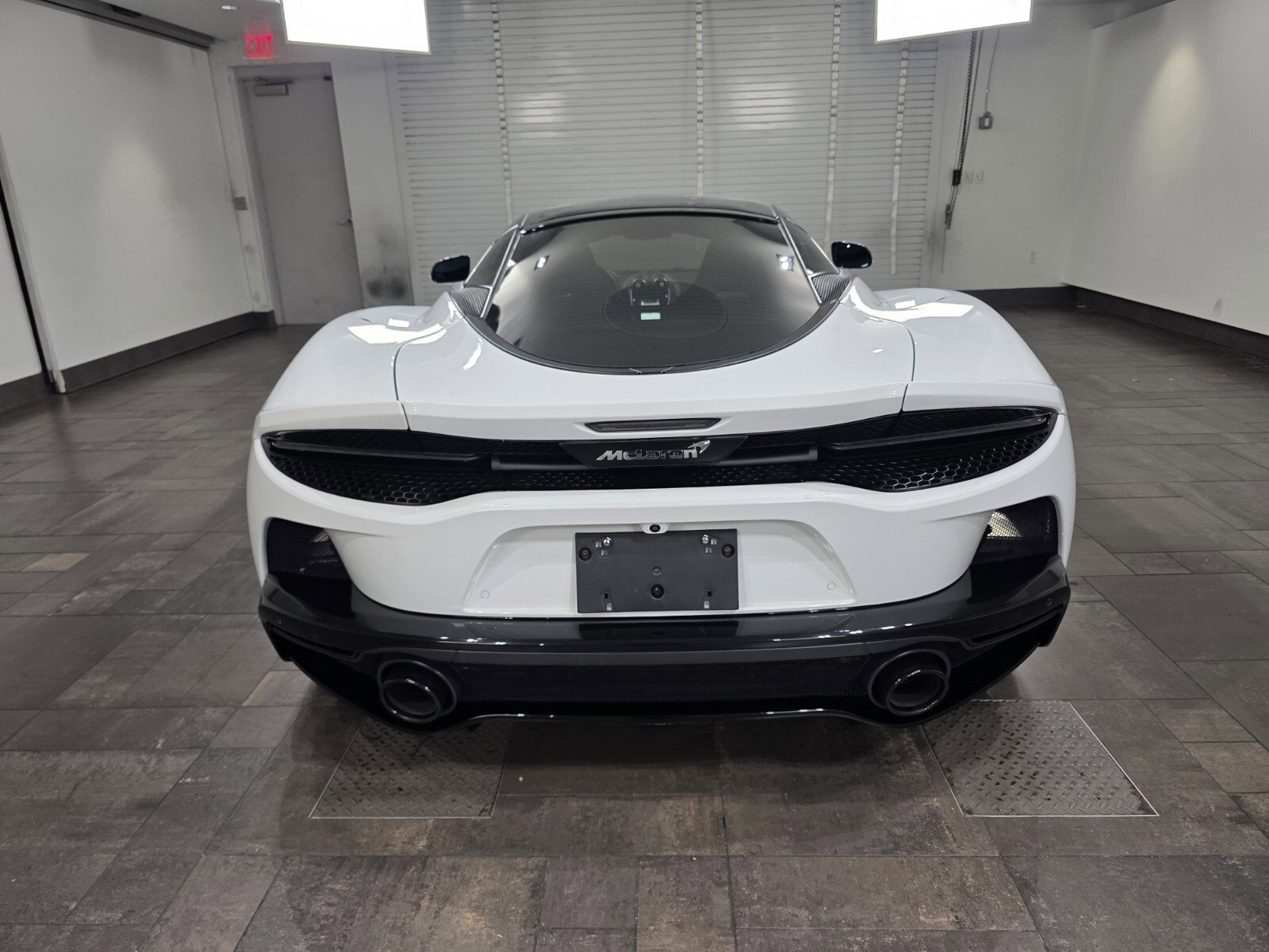 Used 2023 Silica White McLaren  image 5