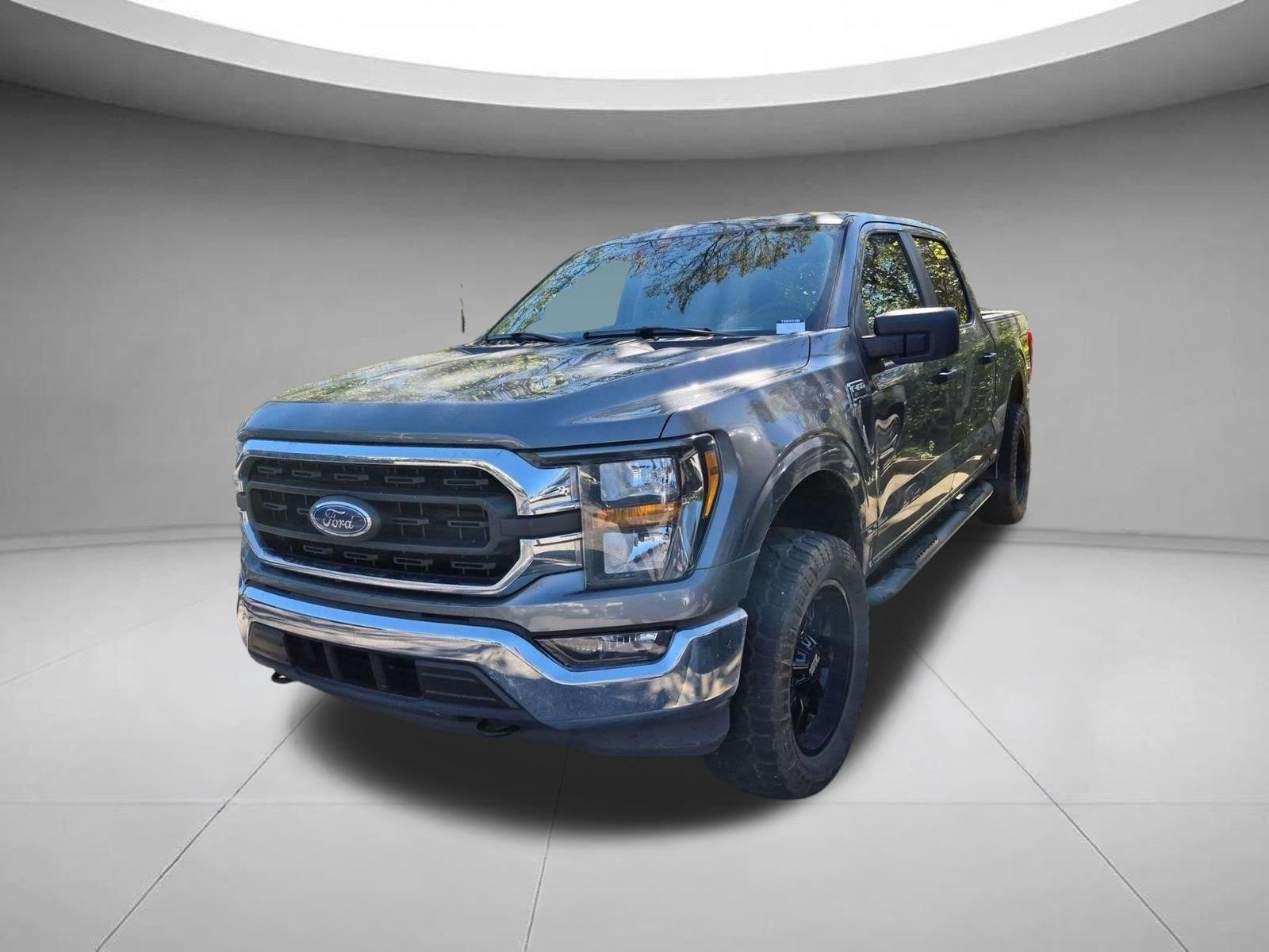 Used 2023 Carbonized Gray Metallic Ford XLT image 1
