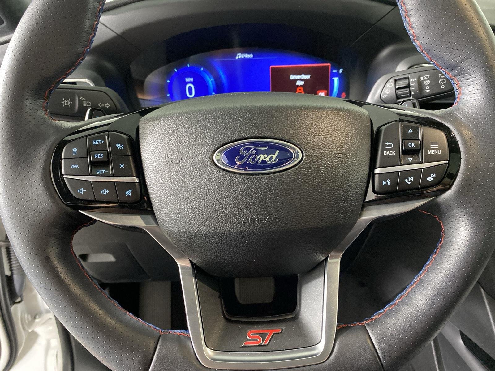 Used 2023 Star White Metallic Tri-Coat Ford ST image 17