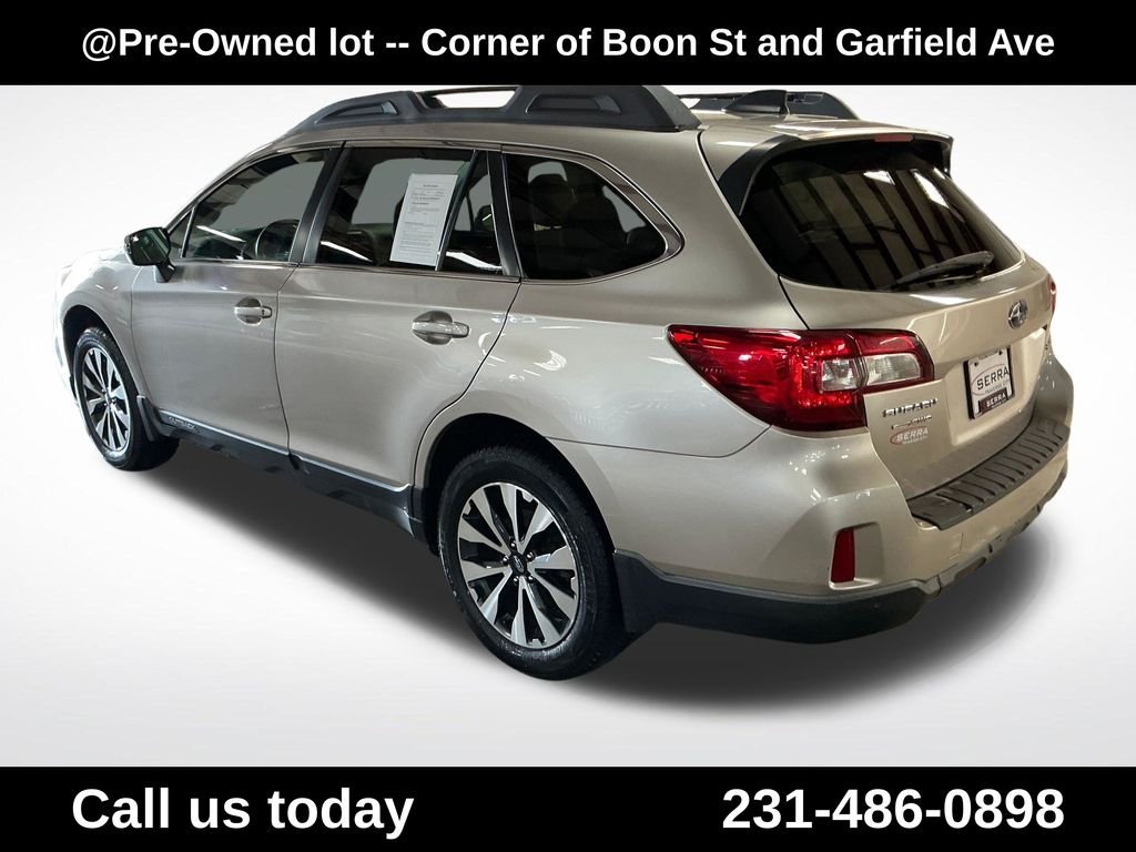 Used 2017 Gray Subaru 2.5i image 3