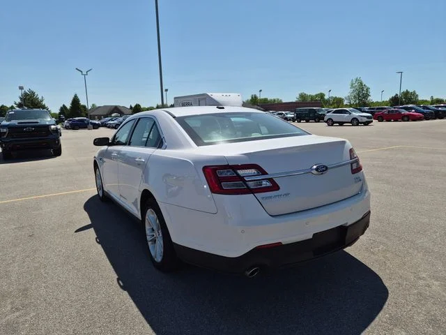 Used 2018 White Ford SEL image 7